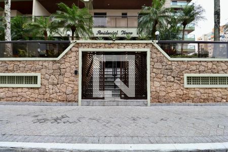 Apartamento para alugar com 98m², 3 quartos e 2 vagasFachada