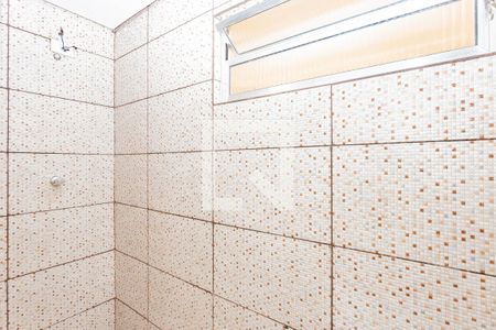 Apartamento à venda com 56m², 2 quartos e 1 vaga Apartamento à venda com 56m², 2 quartos e 1 vagaBanheiro