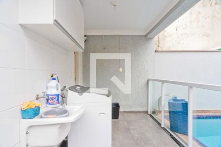 Casa à venda com 165m², 3 quartos e 4 vagasÁrea de Serviço