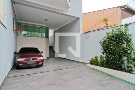 Casa à venda com 165m², 3 quartos e 4 vagasGaragem