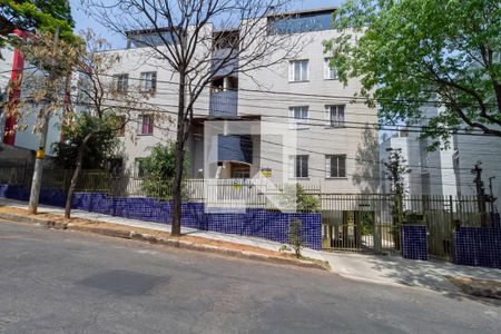 Apartamento para alugar com 95m², 3 quartos e 2 vagasFachada