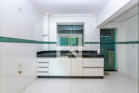 Apartamento à venda com 120m², 3 quartos e 2 vagas Apartamento à venda com 120m², 3 quartos e 2 vagasCozinha