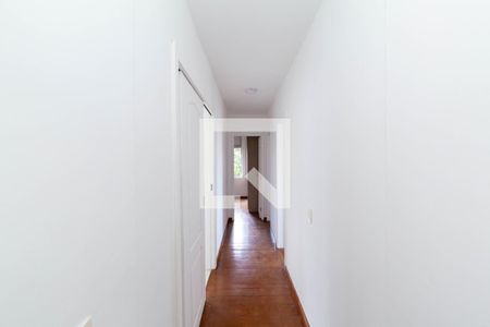 CORREDOR de apartamento para alugar com 4 quartos, 180m² em Santa Lúcia, Belo Horizonte