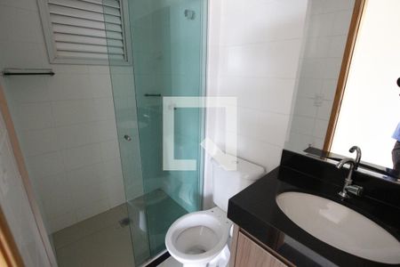 Banheiro Social de apartamento para alugar com 3 quartos, 85m² em Jardim Atlântico, Goiânia