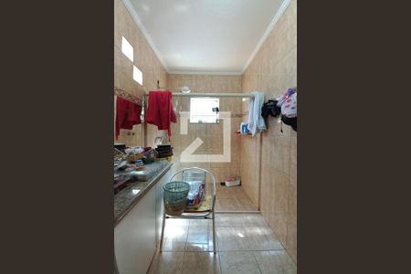 Casa à venda com 250m², 4 quartos e 2 vagas Casa à venda com 250m², 4 quartos e 2 vagasBanheiro da Suíte