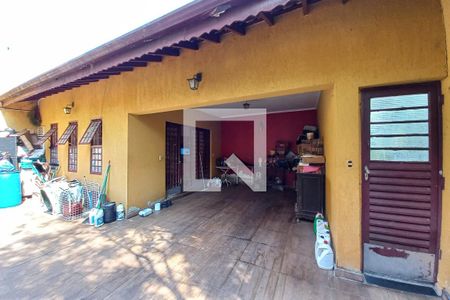 Casa à venda com 250m², 4 quartos e 2 vagas Casa à venda com 250m², 4 quartos e 2 vagasFachada do Prédio