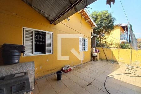 Casa à venda com 250m², 4 quartos e 2 vagas Casa à venda com 250m², 4 quartos e 2 vagasQuintal