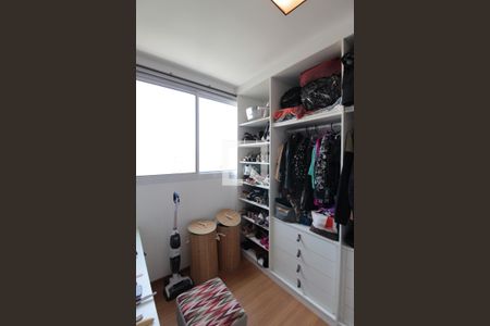 Apartamento à venda com 70m², 3 quartos e 2 vagasCloset