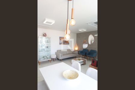 Apartamento à venda com 70m², 3 quartos e 2 vagasCopa