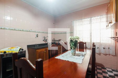 Casa à venda com 155m², 2 quartos e 1 vagaCozinha 