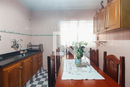 Casa à venda com 155m², 2 quartos e 1 vagaCozinha 