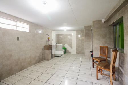 Casa à venda com 155m², 2 quartos e 1 vagaÁrea de Serviço 