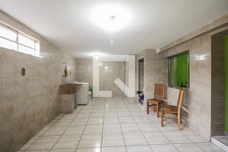 Casa à venda com 155m², 2 quartos e 1 vagaÁrea de Serviço 