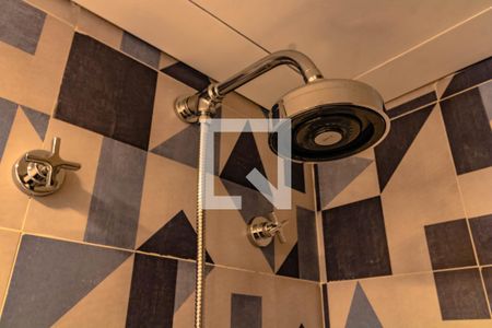 Banheiro de kitnet/studio para alugar com 1 quarto, 21m² em Vila Mariana, São Paulo