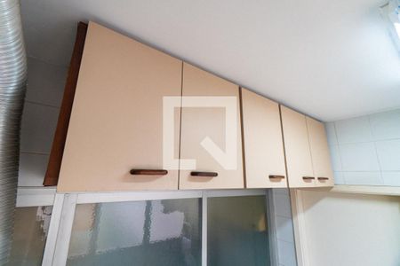 Apartamento à venda com 90m², 3 quartos e 2 vagasÁrea de Serviço - Armário