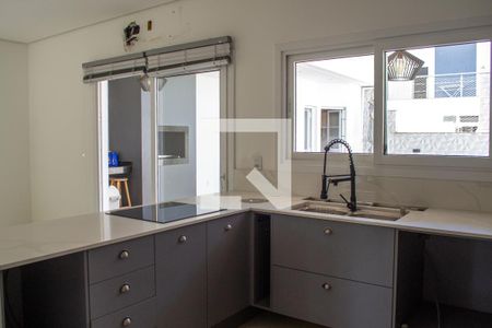 Casa de condomínio à venda com 240m², 4 quartos e 2 vagas Casa de condomínio à venda com 240m², 4 quartos e 2 vagasCozinha