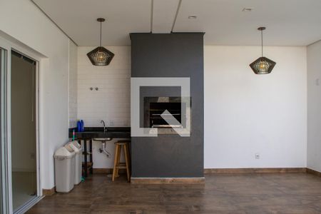 Casa de condomínio à venda com 240m², 4 quartos e 2 vagas Casa de condomínio à venda com 240m², 4 quartos e 2 vagasQuarto de serviço
