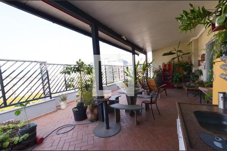 Apartamento à venda com 200m², 3 quartos e 2 vagasArea privativa