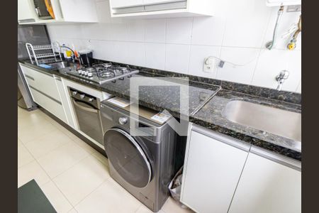 Apartamento à venda com 60m², 2 quartos e 1 vaga Apartamento à venda com 60m², 2 quartos e 1 vagaCozinha