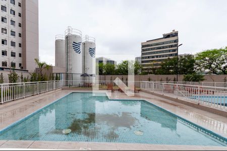 Apartamento à venda com 45m², 2 quartos e sem vagaÁrea Comum - Piscina