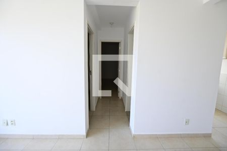 Corredor de apartamento para alugar com 2 quartos, 47m² em Parque Oeste Industrial, Goiânia