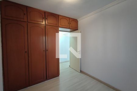 Quarto 2 de apartamento à venda com 2 quartos, 80m² em Vila Marieta, Campinas