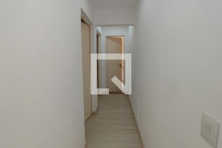 Corredor Quartos de apartamento à venda com 2 quartos, 80m² em Vila Marieta, Campinas