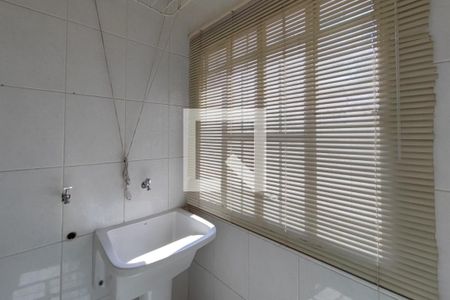 Apartamento à venda com 80m², 2 quartos e 1 vagaÁrea de Serviço