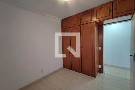 Apartamento à venda com 80m², 2 quartos e 1 vagaQuarto 2