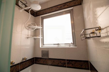 Casa à venda com 169m², 3 quartos e 2 vagasBanheiro da Suíte