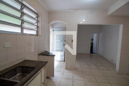Casa à venda com 169m², 3 quartos e 2 vagasCozinha