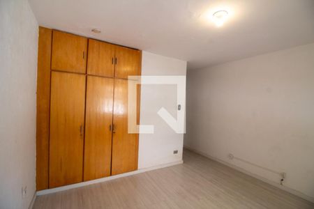 Casa à venda com 169m², 3 quartos e 2 vagasQuarto 2 - Suíte