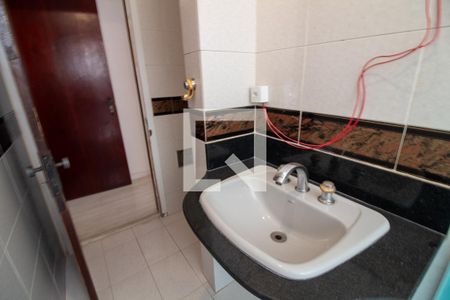 Casa à venda com 169m², 3 quartos e 2 vagasBanheiro da Suíte