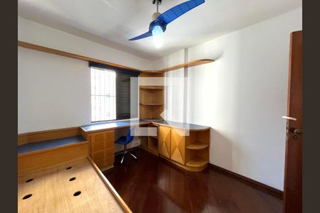 Apartamento à venda com 127m², 3 quartos e 2 vagasQuarto 2