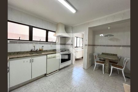 Apartamento à venda com 127m², 3 quartos e 2 vagasCozinha