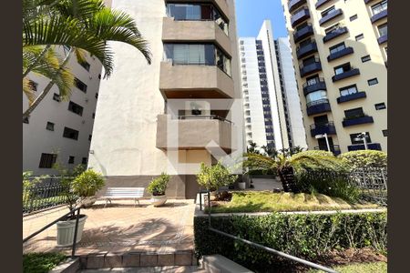 Apartamento à venda com 127m², 3 quartos e 2 vagasEntrada do Prédio 
