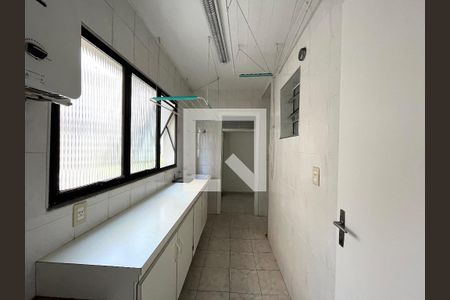 Apartamento à venda com 127m², 3 quartos e 2 vagasÁrea de Serviço