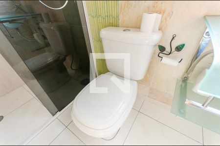 Apartamento para alugar com 65m², 2 quartos e sem vagaBanheiro