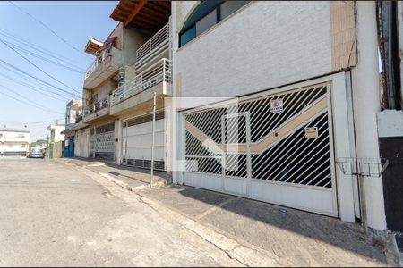 Apartamento para alugar com 65m², 2 quartos e sem vagaFachada