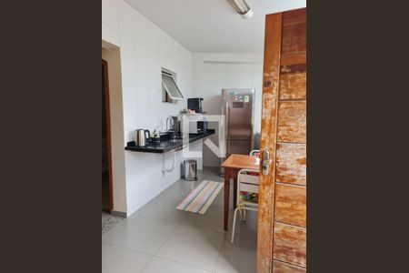 Casa à venda com 220m², 3 quartos e 1 vaga Casa à venda com 220m², 3 quartos e 1 vagaFoto 06