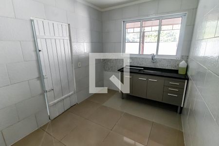 Cozinha de casa para alugar com 1 quarto, 80m² em Vila Praia, São Paulo