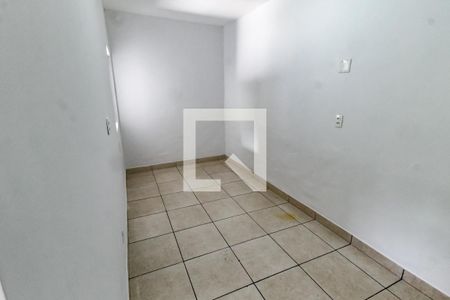 Quarto de casa para alugar com 1 quarto, 80m² em Vila Praia, São Paulo
