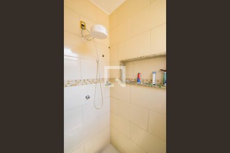 Casa de condomínio para alugar com 320m², 4 quartos e sem vagaBanheiro do Quarto 3 - Suíte