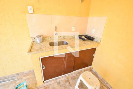 Casa de condomínio para alugar com 320m², 4 quartos e sem vagaTerraço