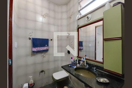 Apartamento à venda com 78m², 3 quartos e sem vaga Apartamento à venda com 78m², 3 quartos e sem vagaBanheiro Corredor