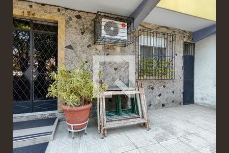 Apartamento à venda com 78m², 3 quartos e sem vaga Apartamento à venda com 78m², 3 quartos e sem vagaFachada e portaria