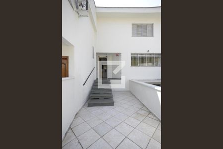 Casa para alugar com 65m², 1 quarto e sem vagaEntrada