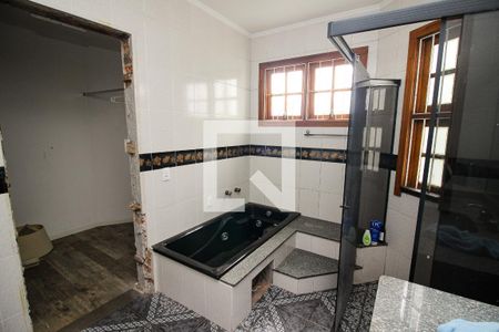 Casa para alugar com 320m², 4 quartos e 4 vagas Casa para alugar com 320m², 4 quartos e 4 vagasBanheiro da Suíte