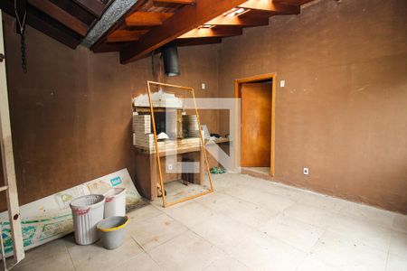 Casa para alugar com 320m², 4 quartos e 4 vagas Casa para alugar com 320m², 4 quartos e 4 vagasVaranda