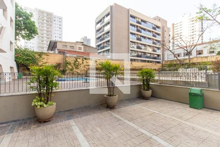 Apartamento à venda com 250m², 4 quartos e 3 vagasÁrea comum - Piscina